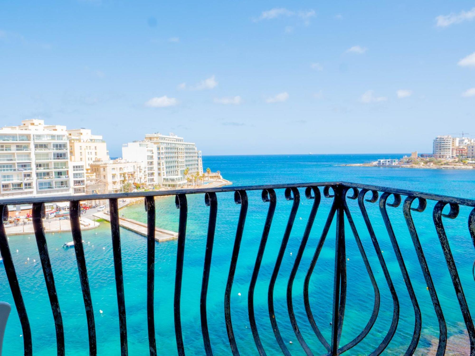 Morina Court - Seaview Apartments And Penthouse In St Julians By Shortletsmalta Saint Julian's Eksteriør bilde